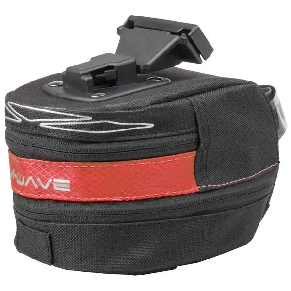 M-WAVE Clip-On-Satteltasche "M-WAVE TILBURG L", rot, Gr. L, durch RV nach unten erweiterbar, mit Rücklichthalter und 3 elastische Halteriemen unten, mit Reflexstreifen