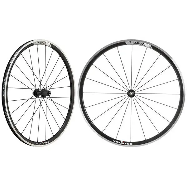 NOVATEC Laufradsatz 30 U 1.1